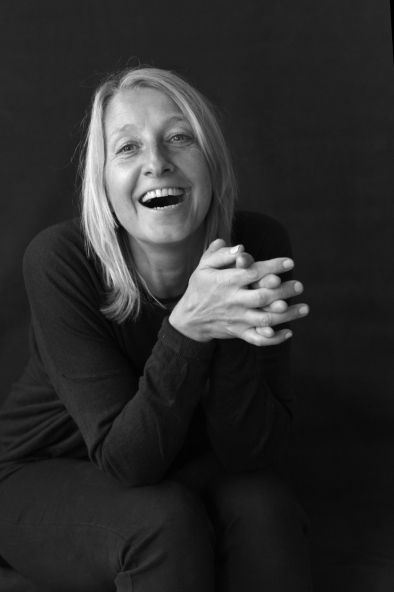 ©by Anke Hunscha - nur zur Ansicht auf dieser Webseite CLAUDIA KLAGES ... MALERIN, KÜNSTLERIN, HANDWERKERIN, SCHNEIDERIN, INNENARCHITEKTIN